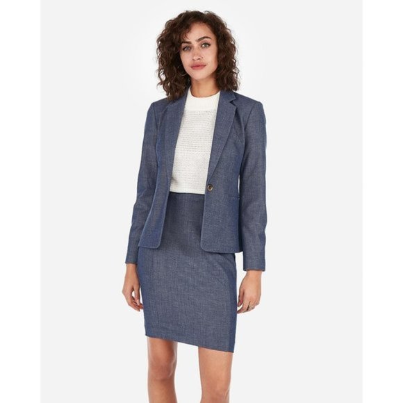 NWT Express High Waisted Pintucked Pencil Skirt 18 - Picture 2 of 4